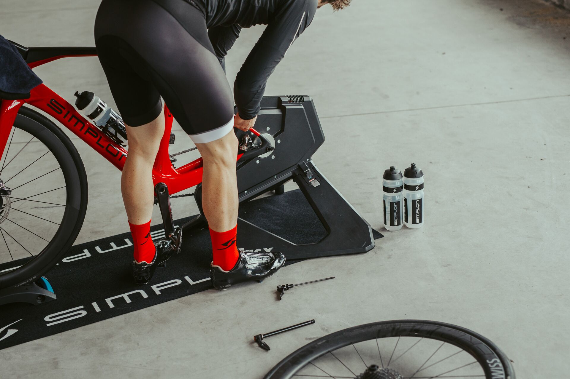 Bike roller training hotsell