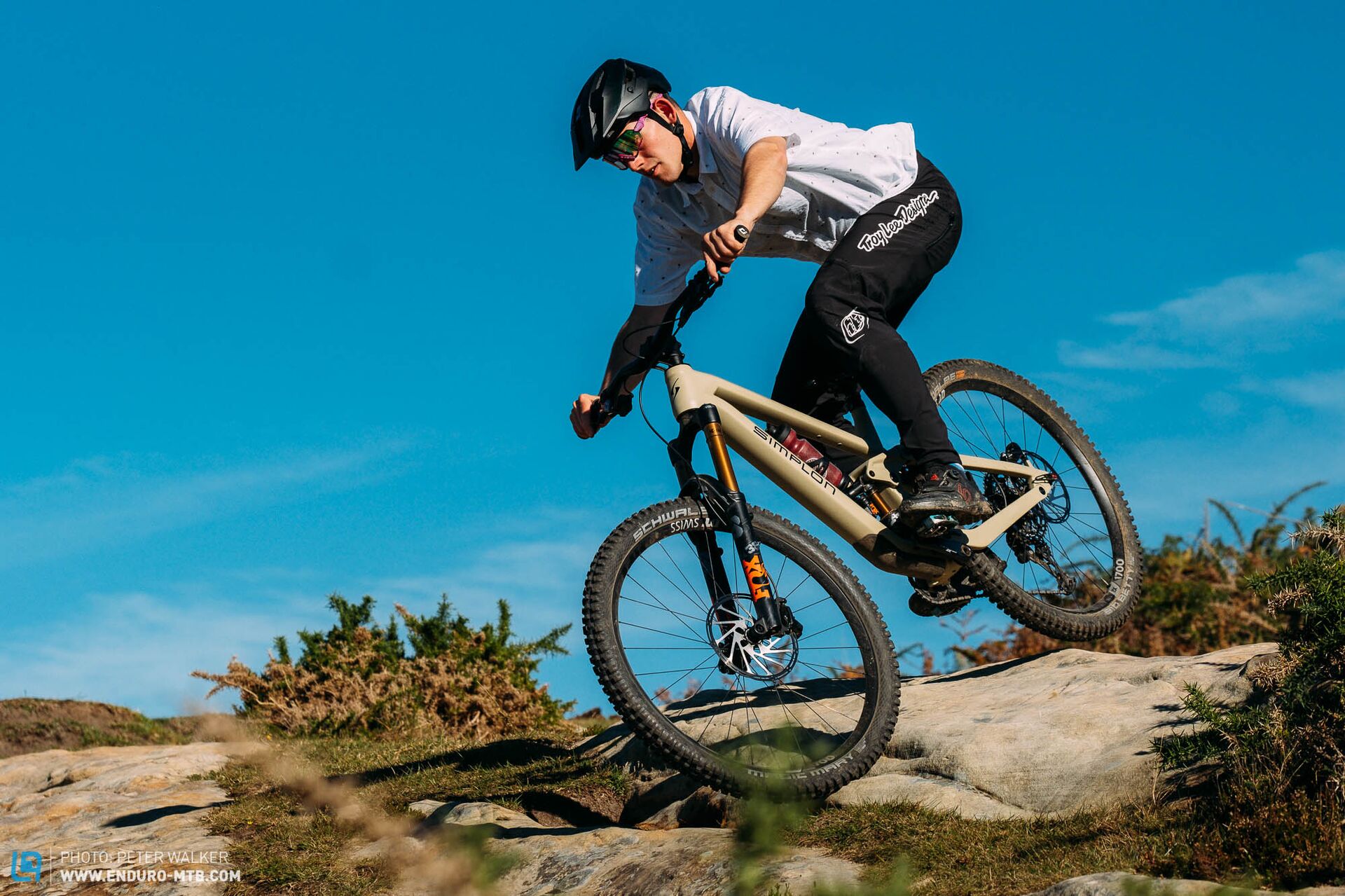 Best enduro bike for jumping cheap